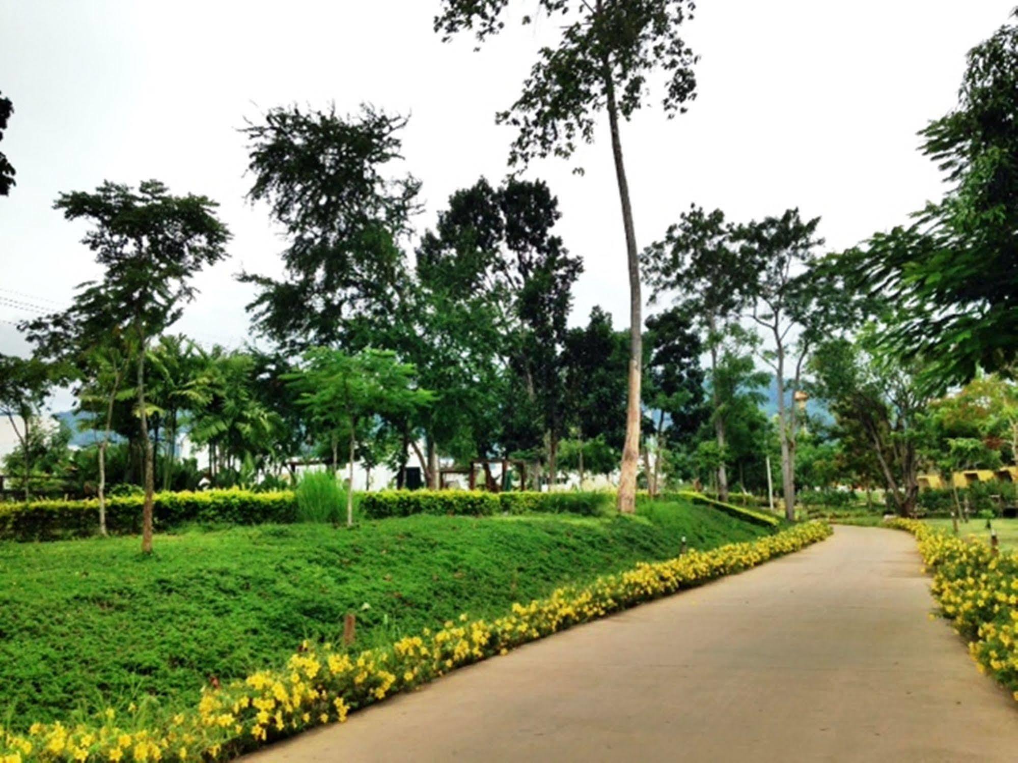 Aurora Resort Khao Yai Mu Si Exterior foto
